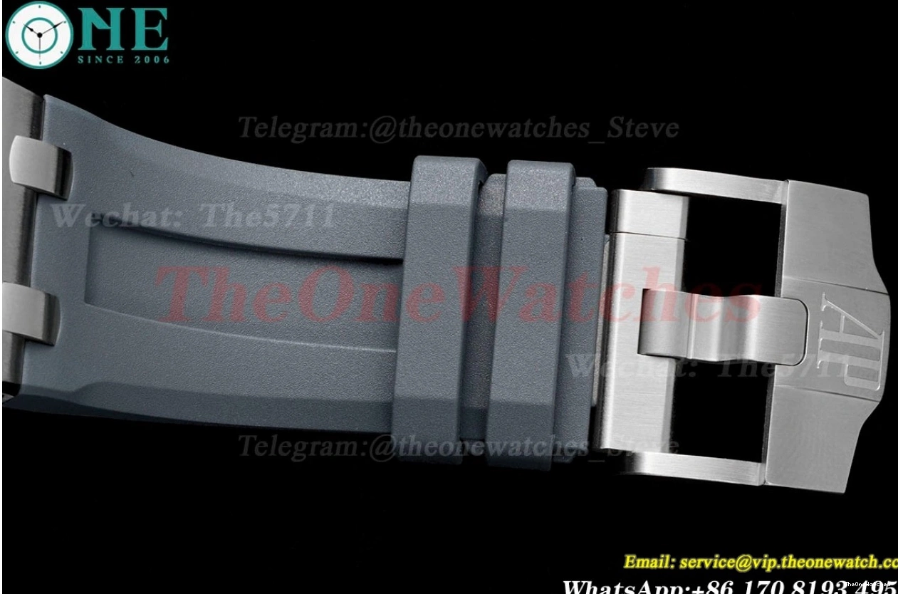 Oak 15720 A4308 Grey APF Stk Offshore Diver Royal SS RU 42mm 0224